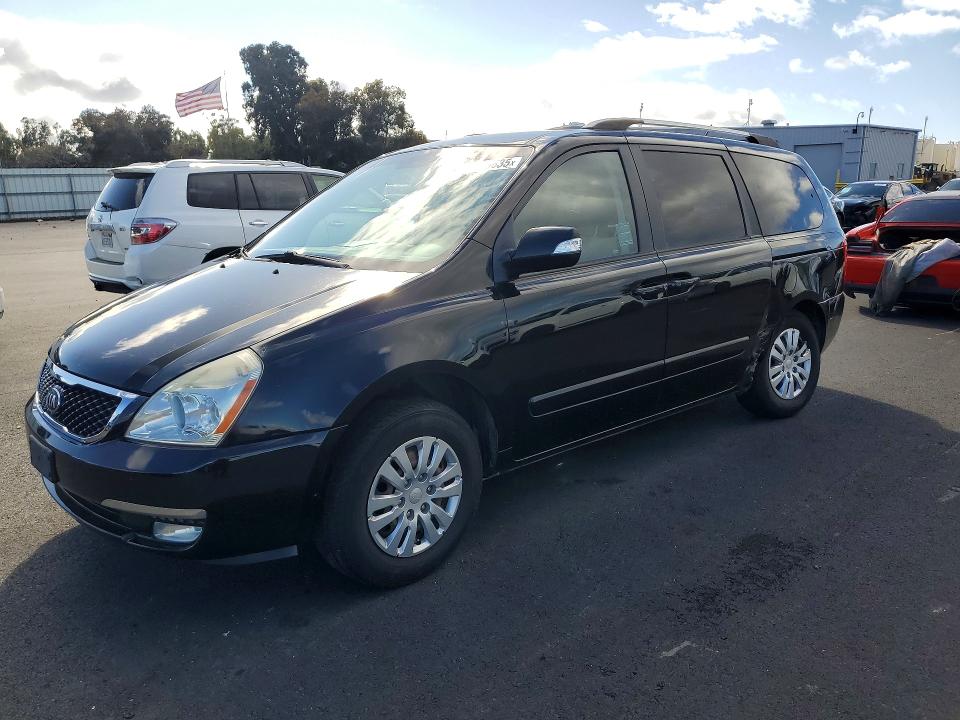 KIA SEDONA 2014 with VIN KNDMG4C71E6544749 - Photo from auction