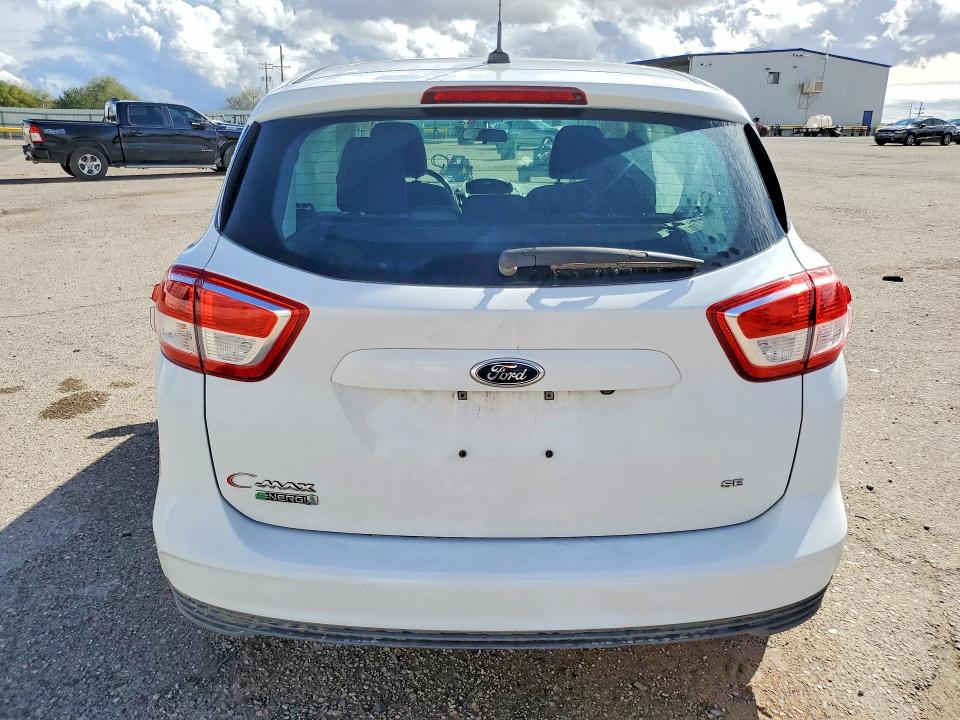 Photo 6 from auction – 2017 FORD C-MAX with VIN 1FADP5EU9HL102645
