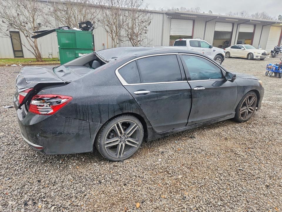 Photo 3 from auction – 2016 HONDA ACCORD with VIN 1HGCR3F97GA031486