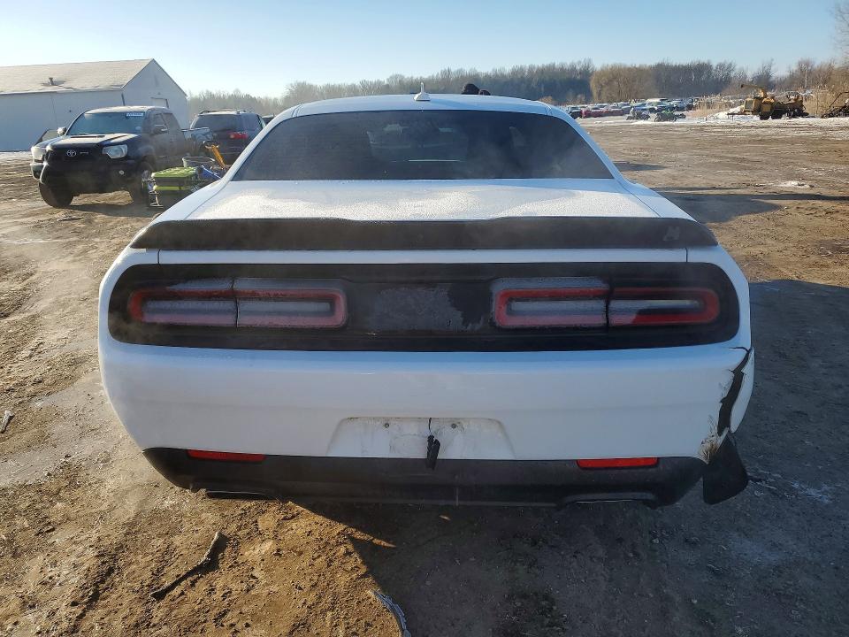 Photo 6 from auction – 2021 DODGE CHALLENGER with VIN 2C3CDZFJ2MH521135