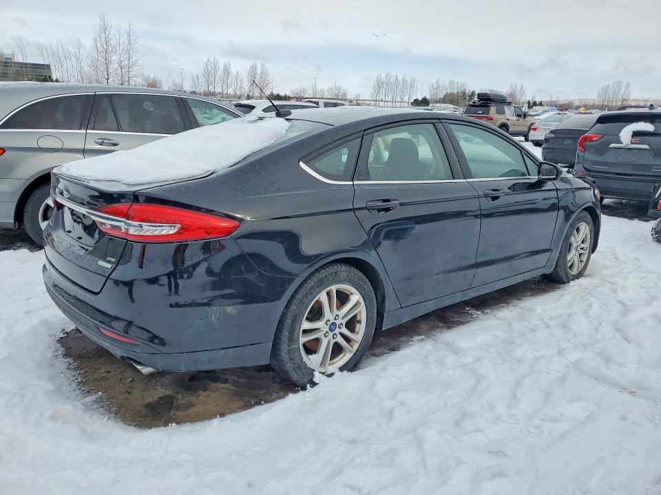 Photo 3 from auction – 2018 FORD FUSION with VIN 3FA6P0HD1JR152745