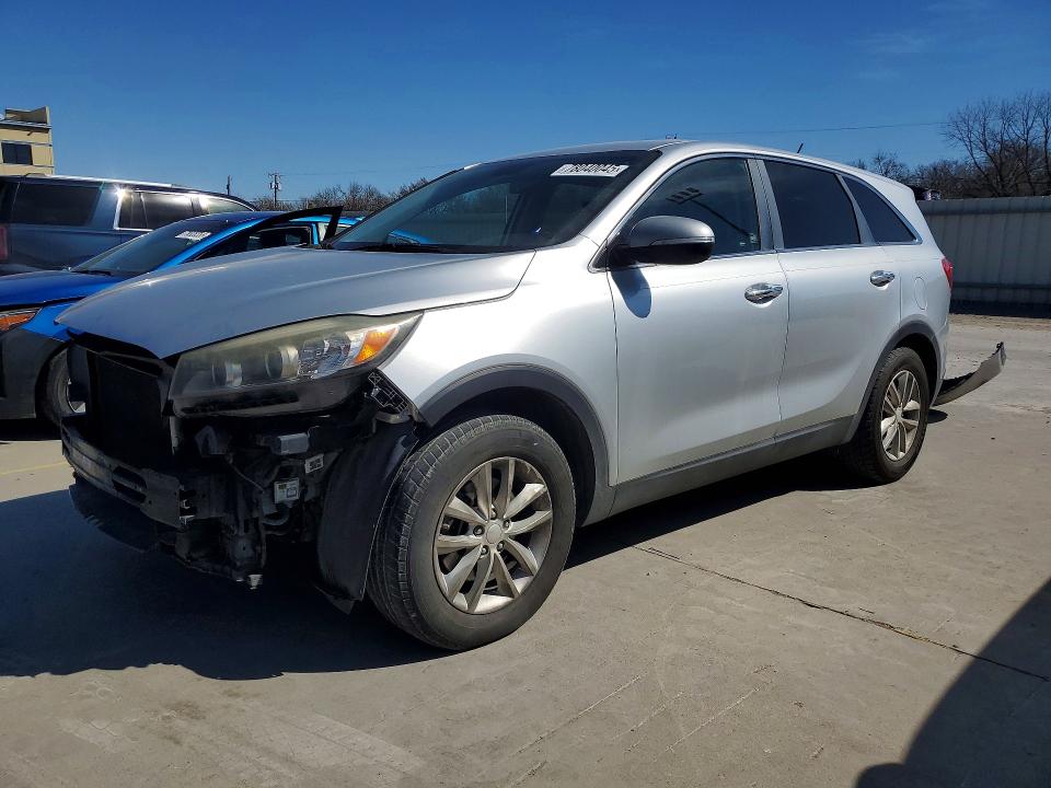 KIA SORENTO 2016 with VIN 5XYPG4A37GG097292 - Photo from auction