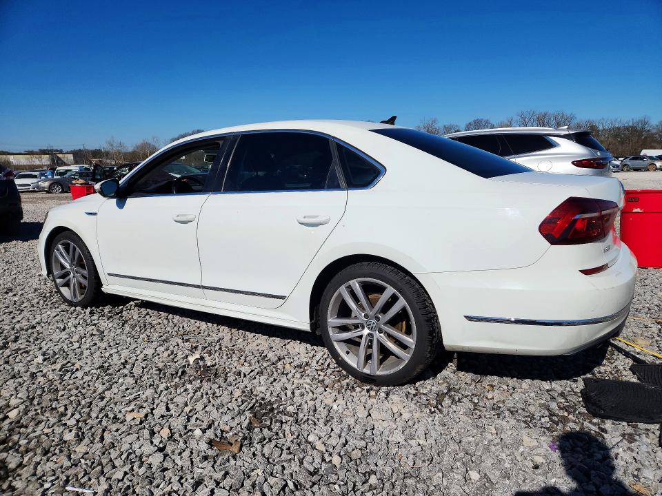 Photo 2 from auction – 2017 VOLKSWAGEN PASSAT with VIN 1VWDT7A3XHC047148