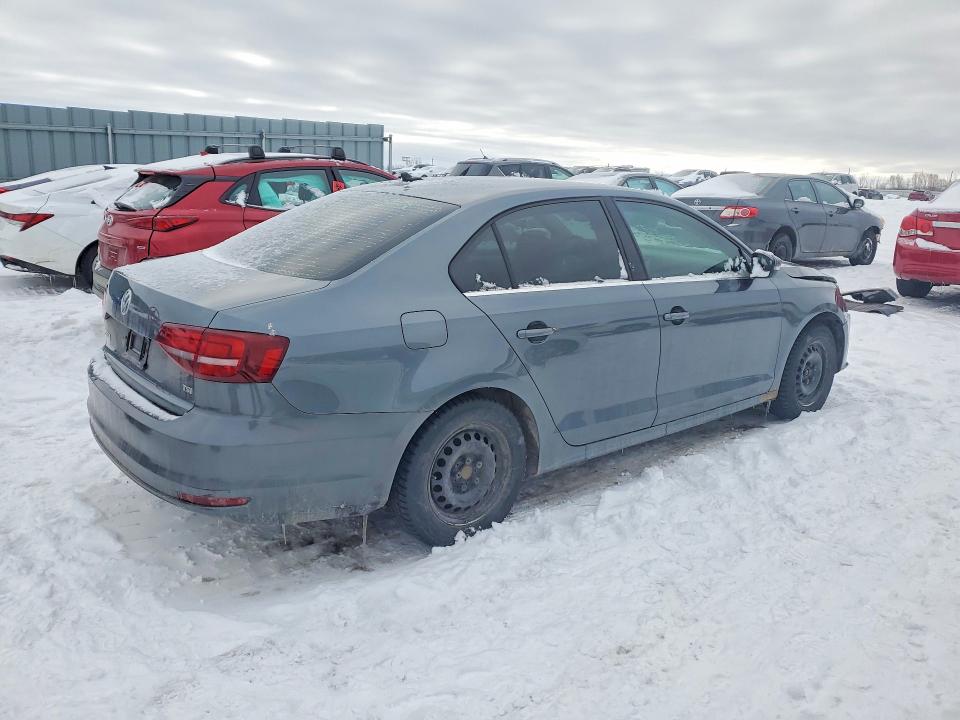 Photo 3 from auction – 2016 VOLKSWAGEN JETTA with VIN 3VWL07AJ4GM373561