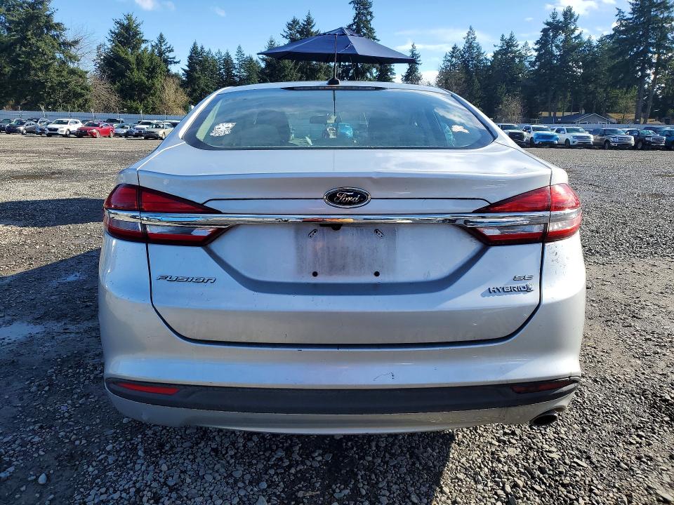 Foto 6 de la subasta – 2017 FORD FUSION con VIN 3FA6P0LU7HR238630