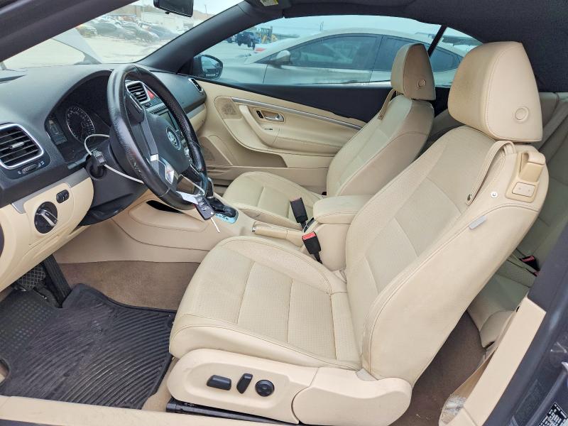 Photo 7 from auction – 2014 VOLKSWAGEN EOS with VIN WVWBW8AH5EV000337