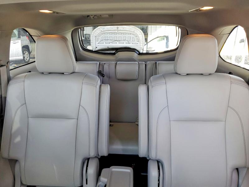 Photo 10 from auction – 2017 TOYOTA HIGHLANDER with VIN 5TDJZRFH9HS421588