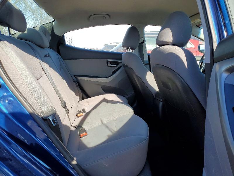 Photo 10 from auction – 2016 HYUNDAI ELANTRA SE with VIN 5NPDH4AE6GH751628