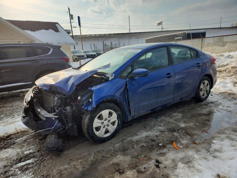 KIA FORTE LX 2017 with VIN 3KPFK4A72HE122398 - Photo from auction