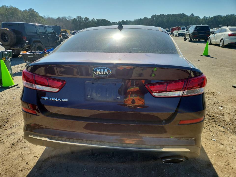 Photo 6 from auction – 2019 KIA OPTIMA with VIN 5XXGT4L39KG301371