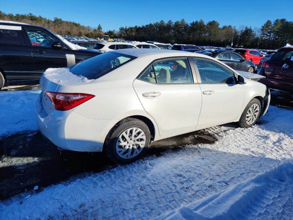 Photo 3 from auction – 2019 TOYOTA COROLLA with VIN 5YFBURHE4KP882140