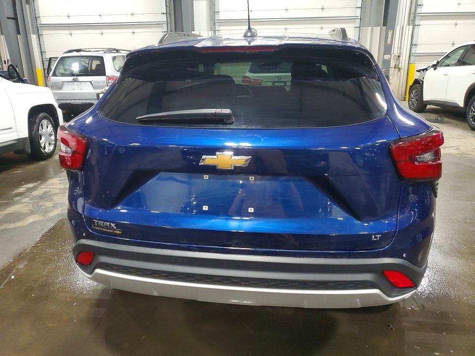 Photo 6 from auction – 2024 CHEVROLET TRAX with VIN KL77LHE24RC058586