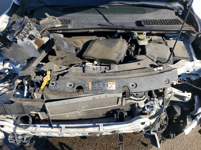 Photo 12 from auction – 2017 FORD ESCAPE SE with VIN 1FMCU9GD4HUD02034