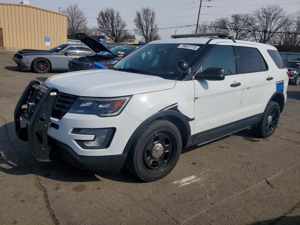 FORD EXPLORER 2018 with VIN 1FM5K8AR8JGC18820 - Photo from auction