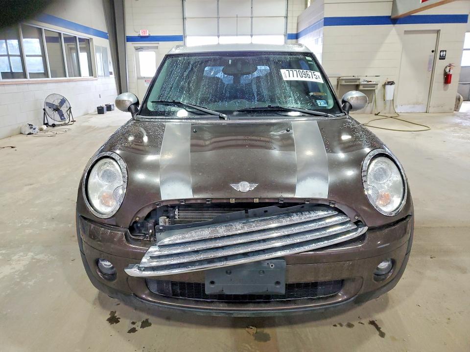 Photo 5 from auction – 2009 MINI COOPER with VIN WMWML33549TN69220