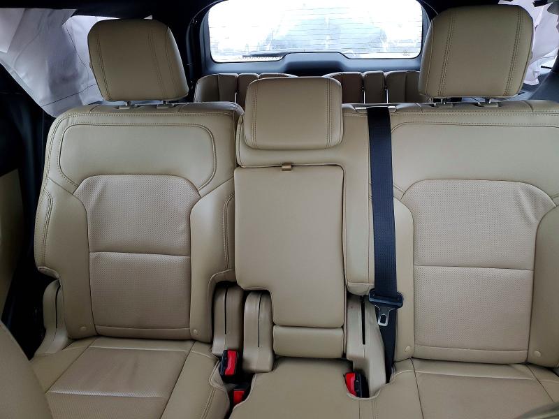 Photo 10 from auction – 2017 FORD EXPLORER with VIN 1FM5K8F89HGE11441