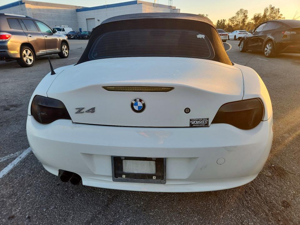 Zdjęcie 6 z aukcji – 2006 BMW Z4 z VIN 4USBU33536LW67944