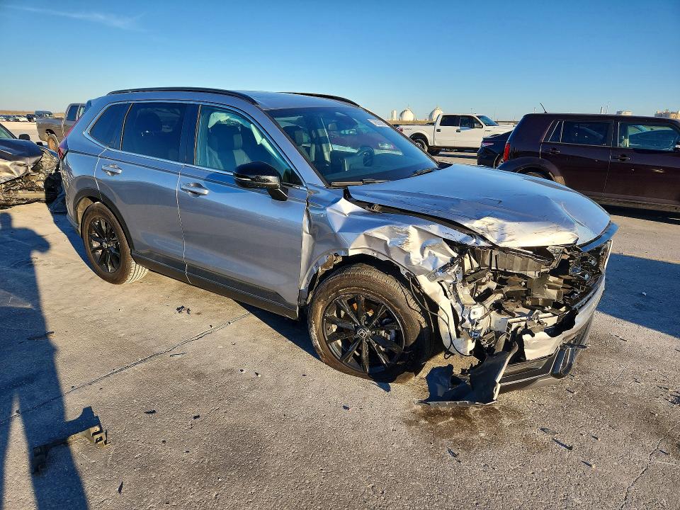 Photo 4 from auction – 2023 HONDA CR-V with VIN 7FARS5H5XPE006340