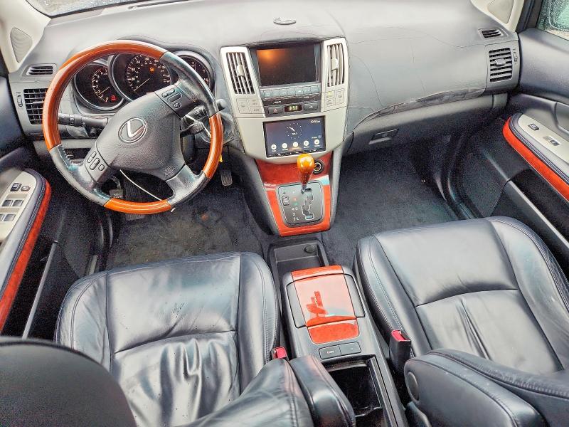 Photo 8 from auction – 2005 LEXUS RX with VIN JTJGA31U050052795