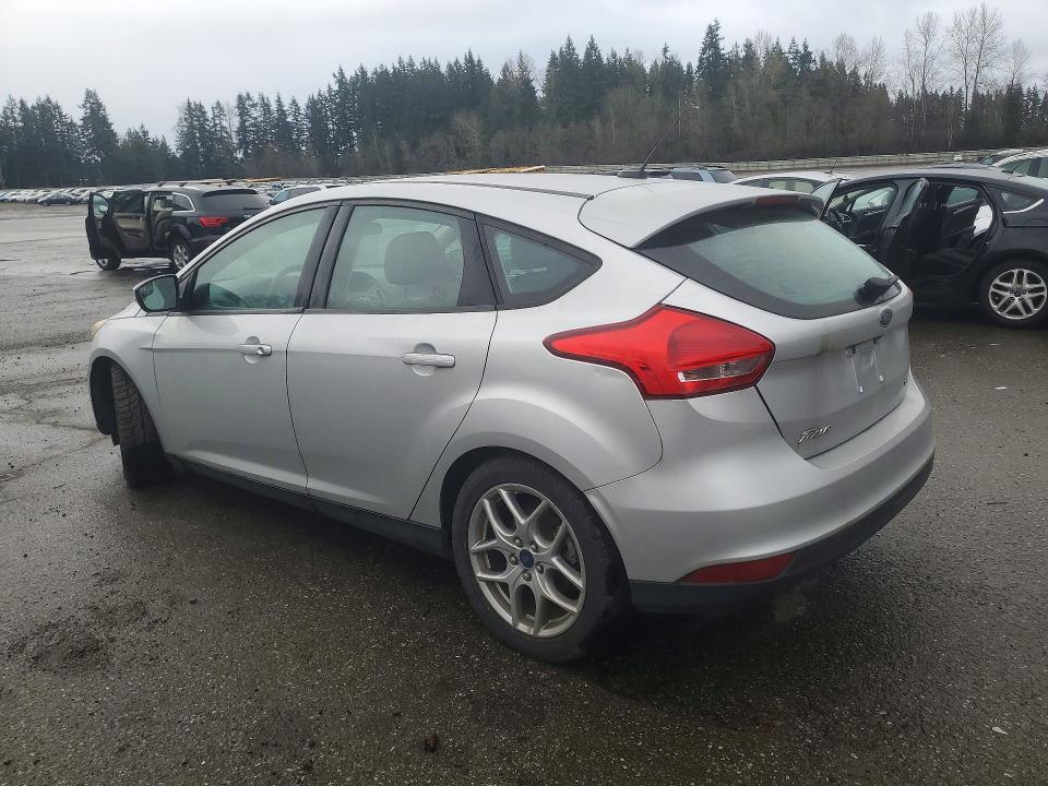 Photo 2 from auction – 2015 FORD FOCUS SE with VIN 1FADP3K26FL326329