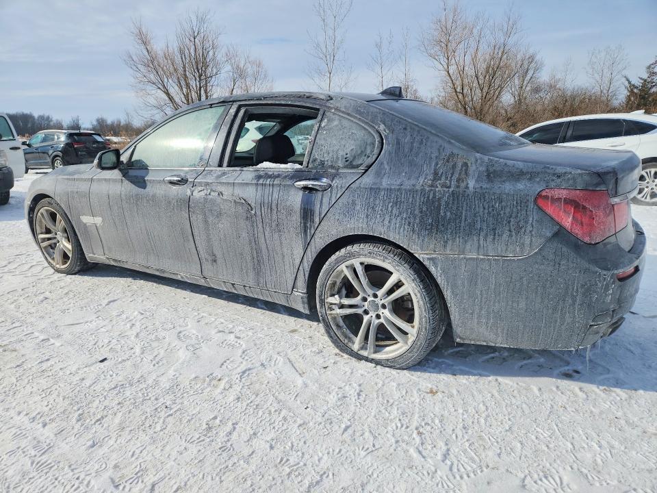 Photo 2 from auction – 2013 BMW 740 I with VIN WBAYA6C58DD143655