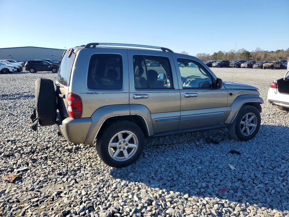 Photo 3 from auction – 2005 JEEP LIBERTY with VIN 1J4GK58K55W651571