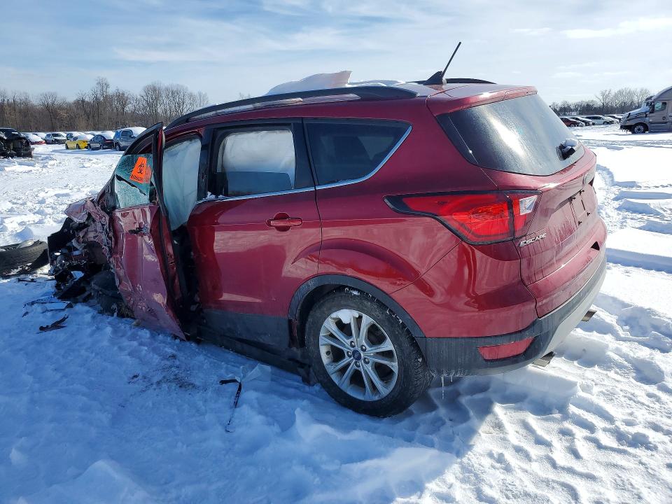 Photo 2 from auction – 2019 FORD ESCAPE with VIN 1FMCU9HD3KUA77983