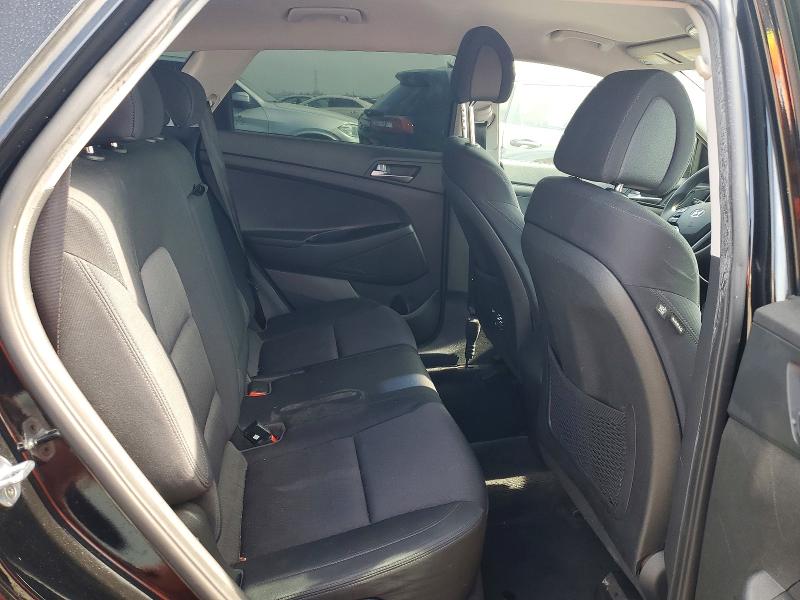 Photo 10 from auction – 2017 HYUNDAI TUCSON with VIN KM8J23A44HU276991