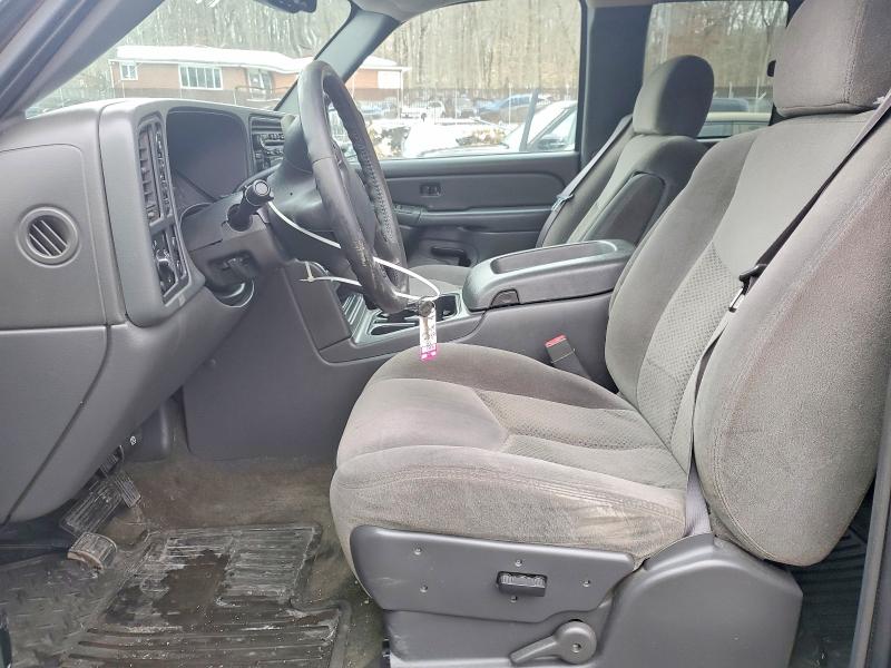 Photo 7 from auction – 2005 CHEVROLET SILVERADO with VIN 1GCEK19Z55E189312