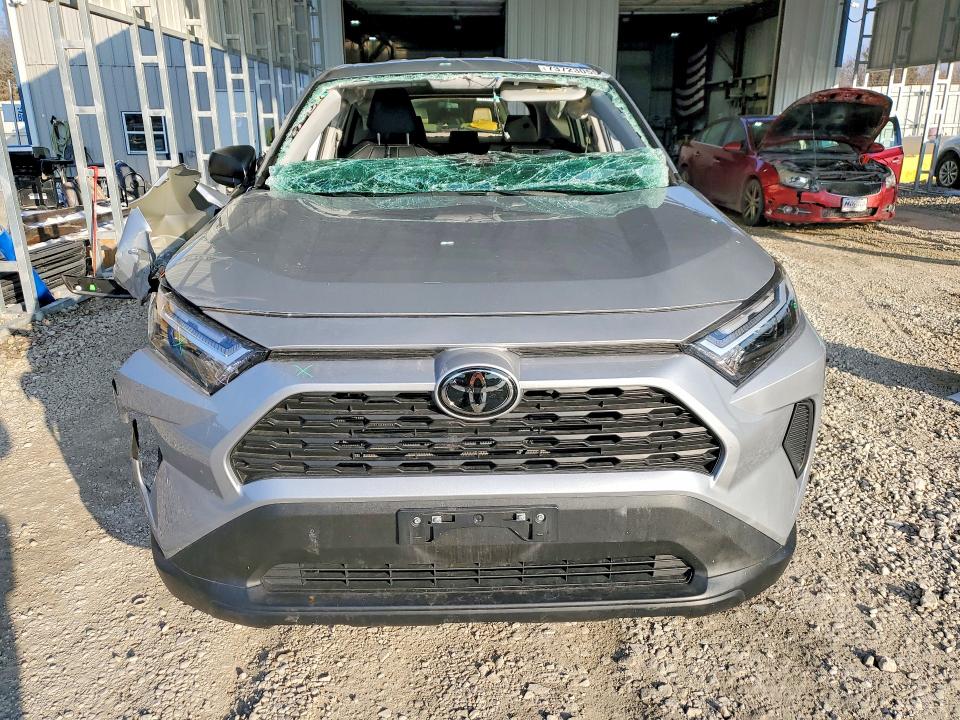 Photo 5 from auction – 2024 TOYOTA RAV4 with VIN 2T3F1RFV1RW462154