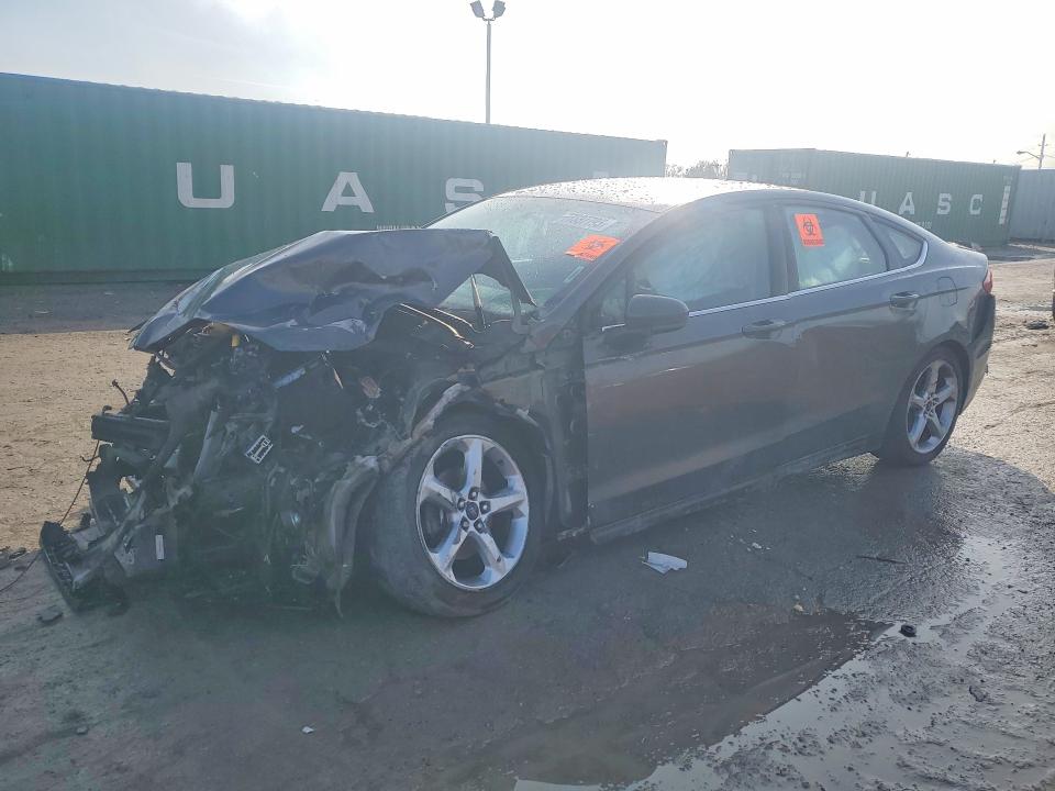 FORD FUSION 2016 with VIN 3FA6P0G76GR275624 - Photo from auction