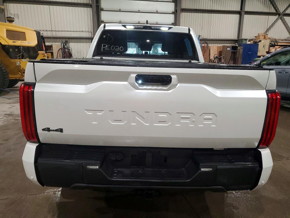 Photo 6 from auction – 2024 TOYOTA TUNDRA with VIN 5TFWC5DB3RX084927