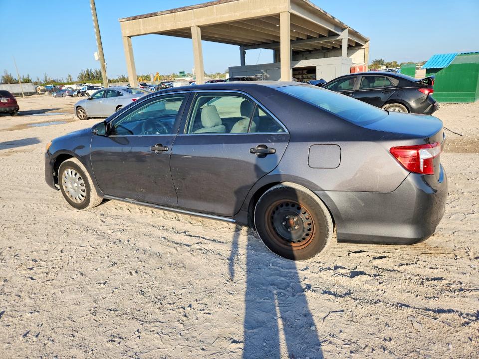 Foto 2 de la subasta – 2012 TOYOTA CAMRY con VIN 4T1BF1FK8CU095129