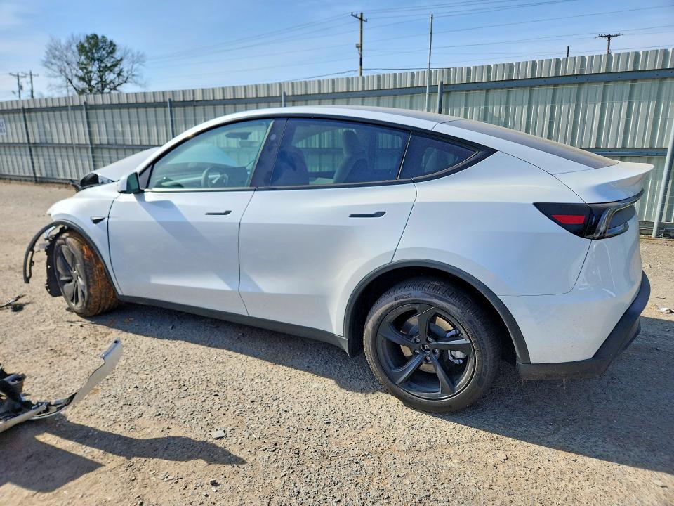 Photo 2 from auction – 2026 TESLA MODEL Y with VIN 7SAYGDED3TA494698