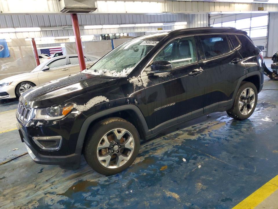 JEEP COMPASS LI 2018 with VIN 3C4NJDCB6JT333993 - Photo from auction