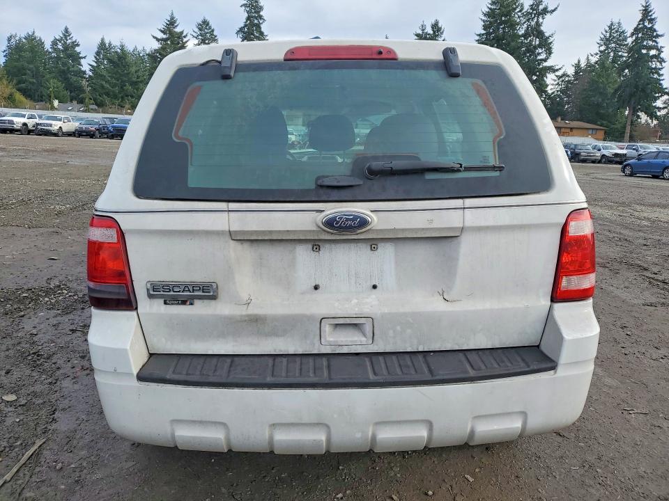 Photo 6 from auction – 2012 FORD ESCAPE with VIN 1FMCU0C72CKC47762