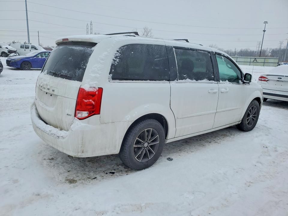 Photo 3 from auction – 2017 DODGE GRAND CARA with VIN 2C4RDGCG0HR865288