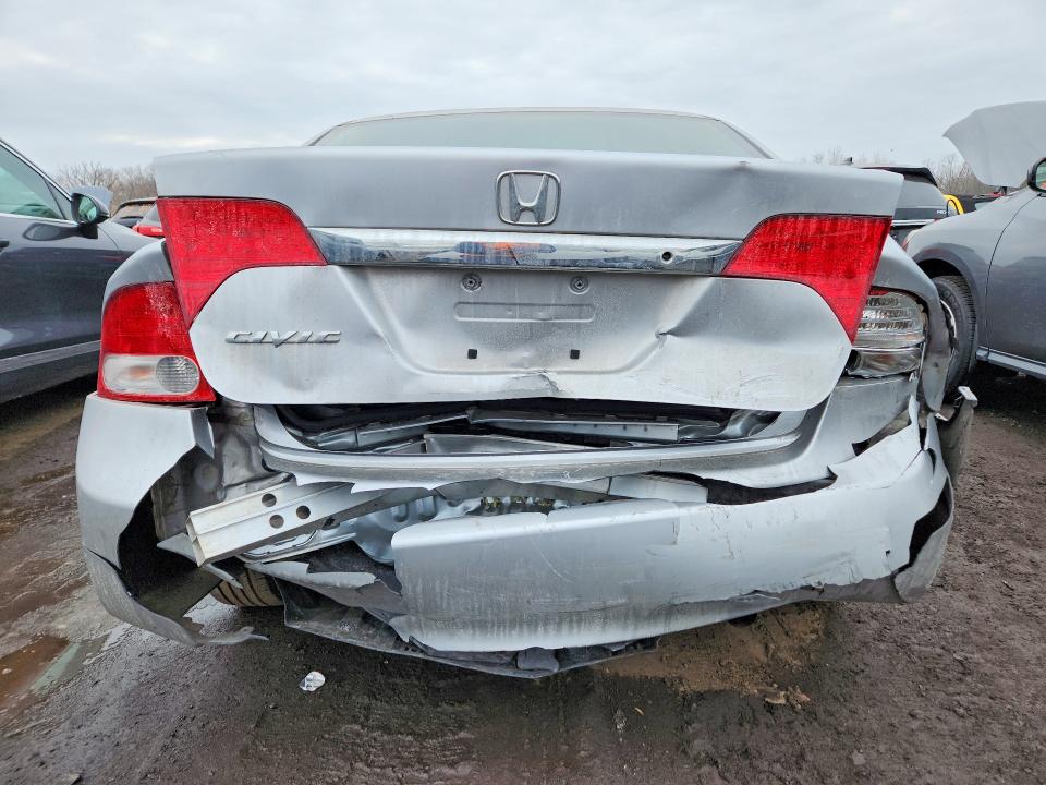 Photo 6 from auction – 2010 HONDA CIVIC with VIN 2HGFA1F52AH570919