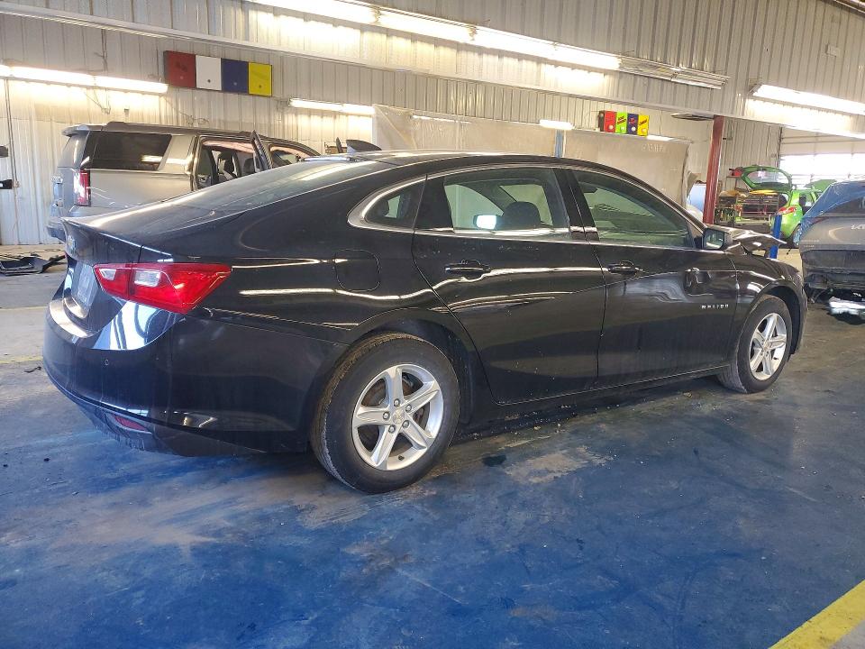 Photo 3 from auction – 2021 CHEVROLET MALIBU with VIN 1G1ZC5ST9MF039247