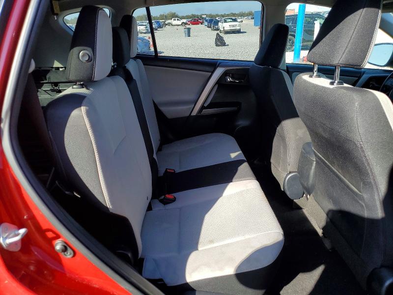 Photo 11 from auction – 2017 TOYOTA RAV4 with VIN JTMWFREV4HJ140186