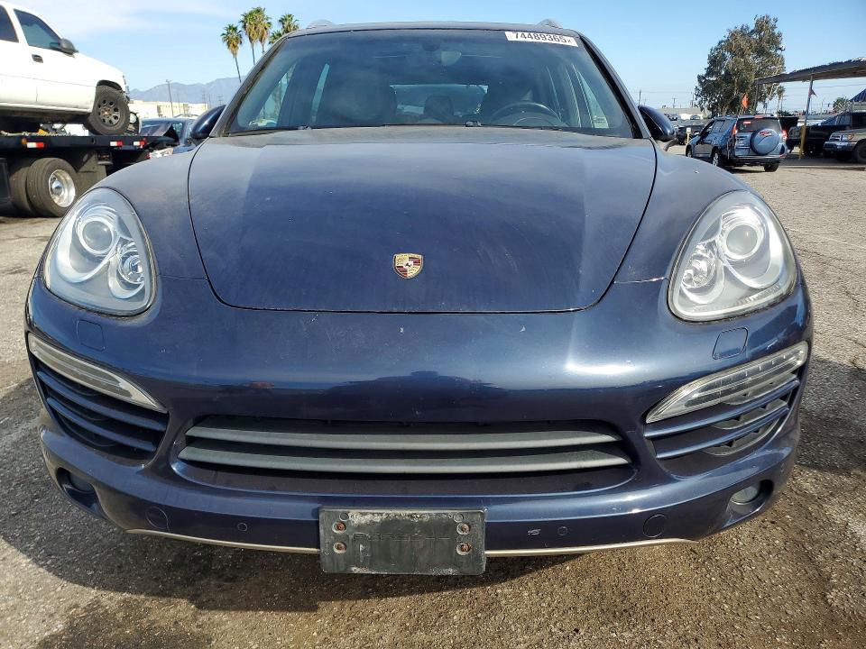 Photo 5 from auction – 2014 PORSCHE CAYENNE with VIN WP1AF2A26ELA33300