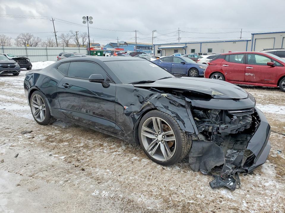 Photo 4 from auction – 2017 CHEVROLET CAMARO with VIN 1G1FB1RSXH0187573