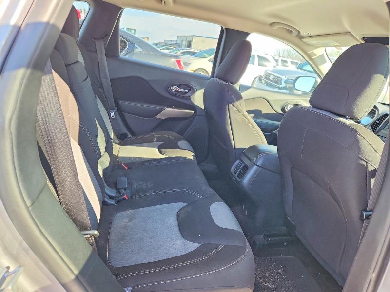 Фото 10 с аукциона – 2018 JEEP CHEROKEE с VIN 1C4PJMCB6JD531861