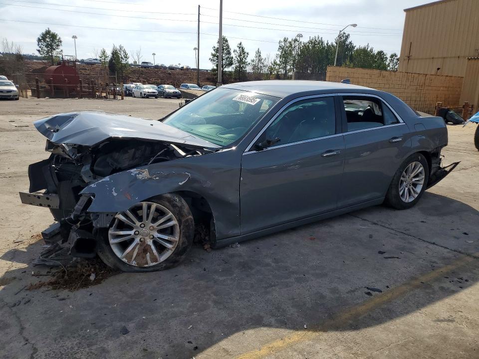 CHRYSLER 300 2017 with VIN 2C3CCAAG8HH647523 - Photo from auction