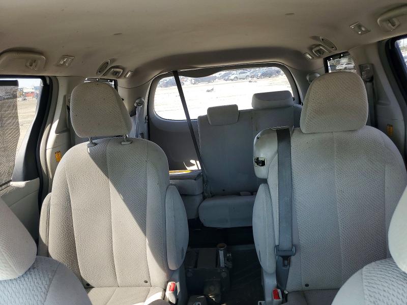 Photo 10 from auction – 2012 TOYOTA SIENNA with VIN 5TDKK3DC1CS211153