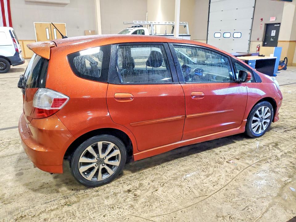 Photo 3 from auction – 2012 HONDA FIT with VIN JHMGE8H56CC022679