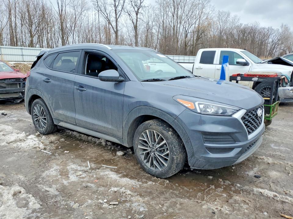 Photo 4 from auction – 2019 HYUNDAI TUCSON LIM with VIN KM8J3CAL8KU951818