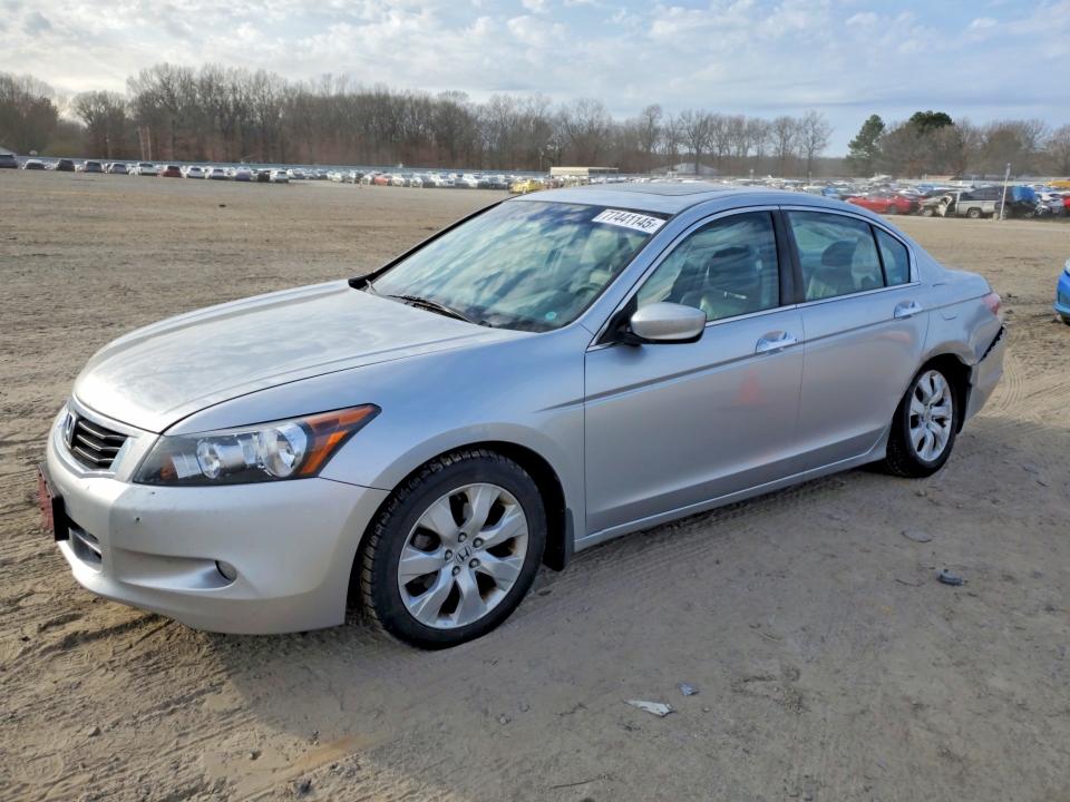 HONDA ACCORD 2008 with VIN 1HGCP36868A045698 - Photo from auction