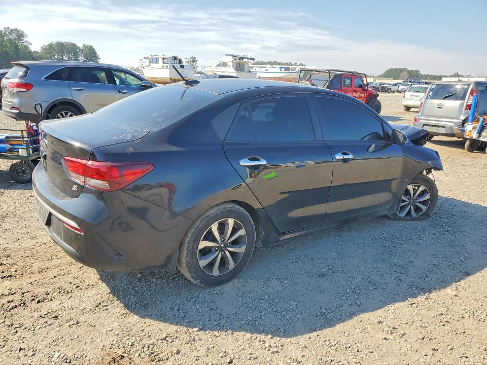 Photo 3 from auction – 2021 KIA RIO with VIN 3KPA24AD3ME391519