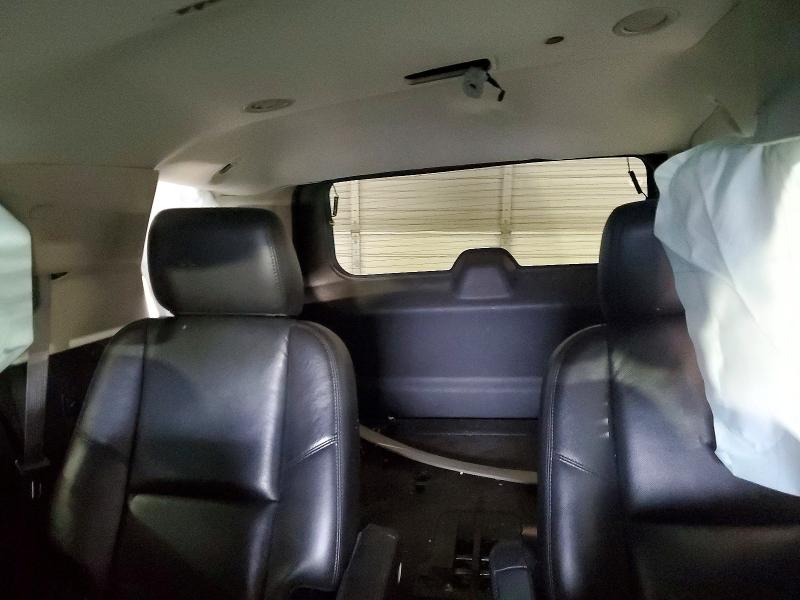 Photo 10 from auction – 2011 CHEVROLET TAHOE with VIN 1GNSKCE03BR217707